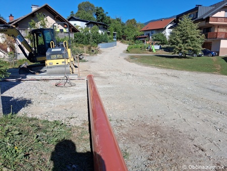 Sanacija cestišča Stolnik (3)